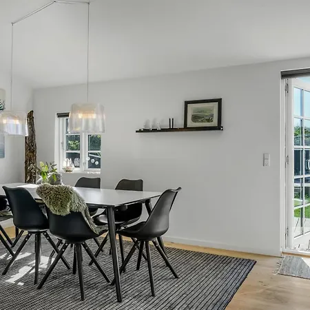 Wiebke - 200m From The Sea By Interhome